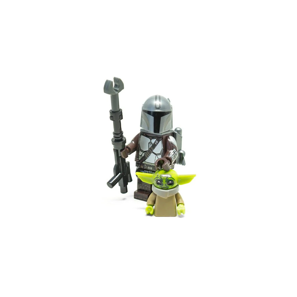The Mandalorian and Grogu Mini-Fig - Image 4